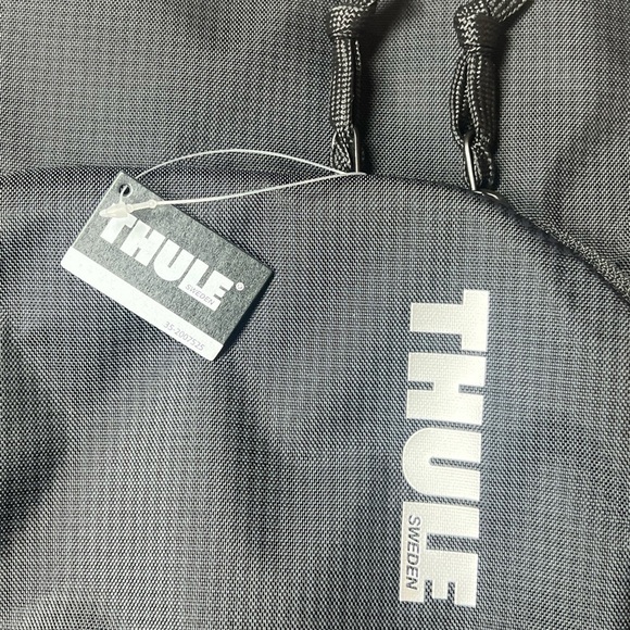NWT THULE Achiever 15” Laptop 24L Backpack Bag Men Unisex - Picture 5 of 12